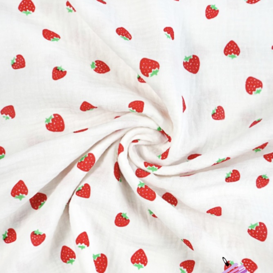 Strawberry XL MUSLIN 80x110cm - Image 2